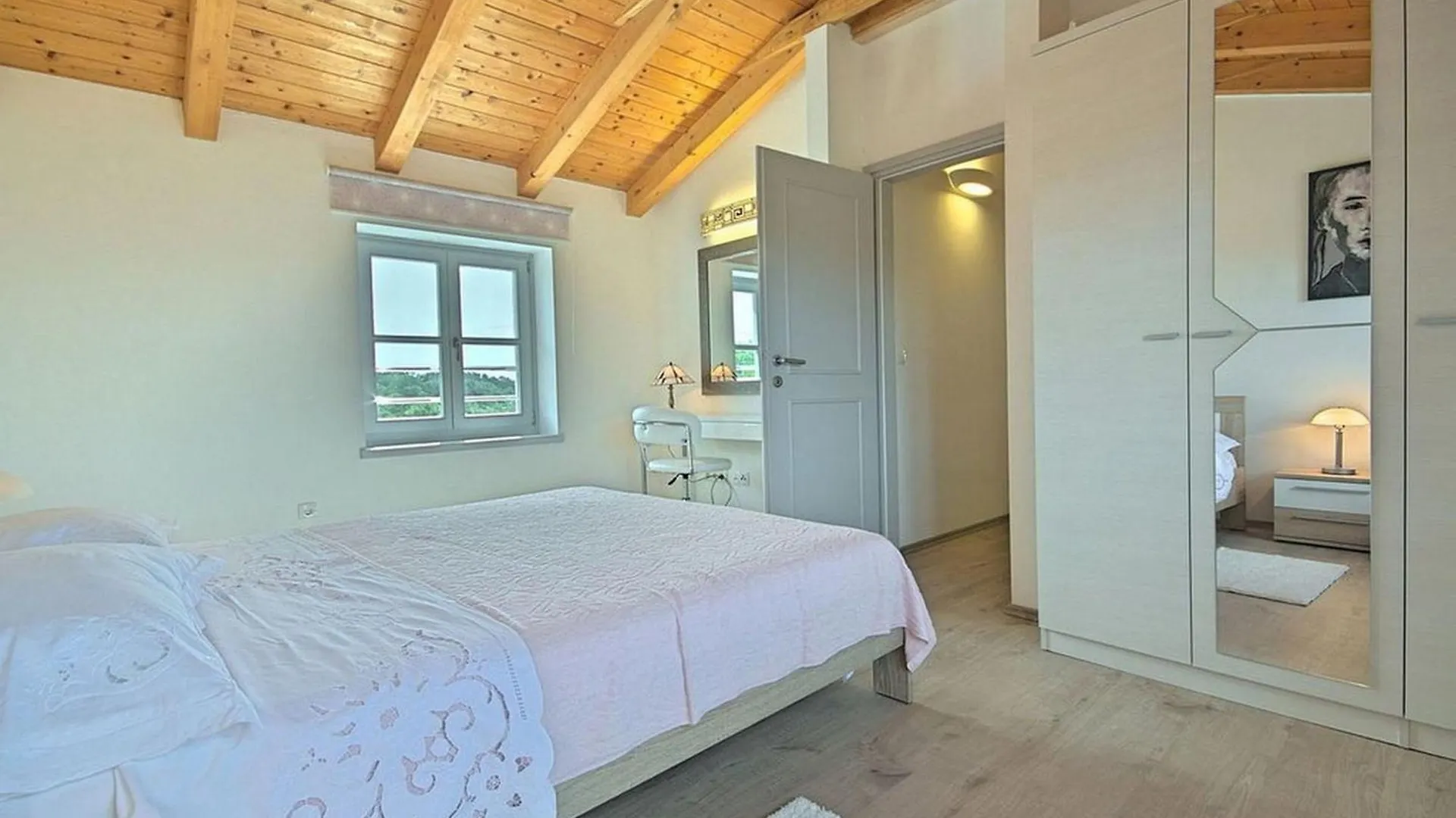 Villa Lenka Mit Pool Und Grossem Garten Sveti Lovrec Pazenaticki Croatia